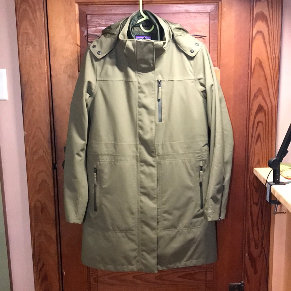 Patagonia womens 3-in-1 jacket down and rain combo